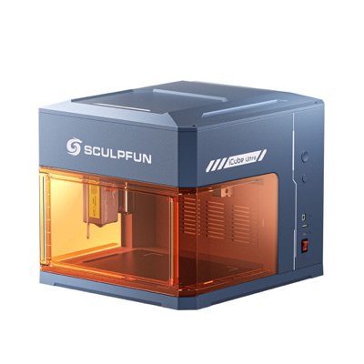 Sculpfun iCube Ultra : cube bleu gris, façade orange translucide sur la tête laser